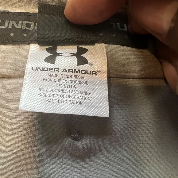 Under Armour Cold Gear Active Wear Golf Pants Size 42x32 - Picture 8 of 8